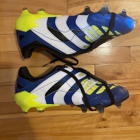 Adidas Predator Accelerator Molded Cleats - Blue, White & Yellow - Size 7.5 US - Picture 4 of 9